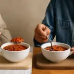 Assaggi di ragù e sughi casalinghi: il dettaglio che differenzia davvero le ricette di campagna da quelle urbane